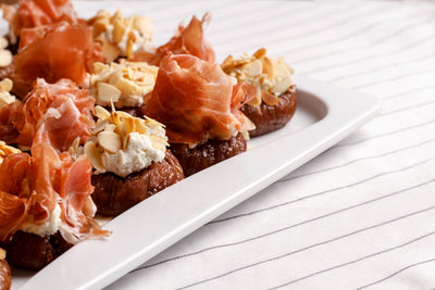 Entrante Navidad: Dátiles rellenos con jamón